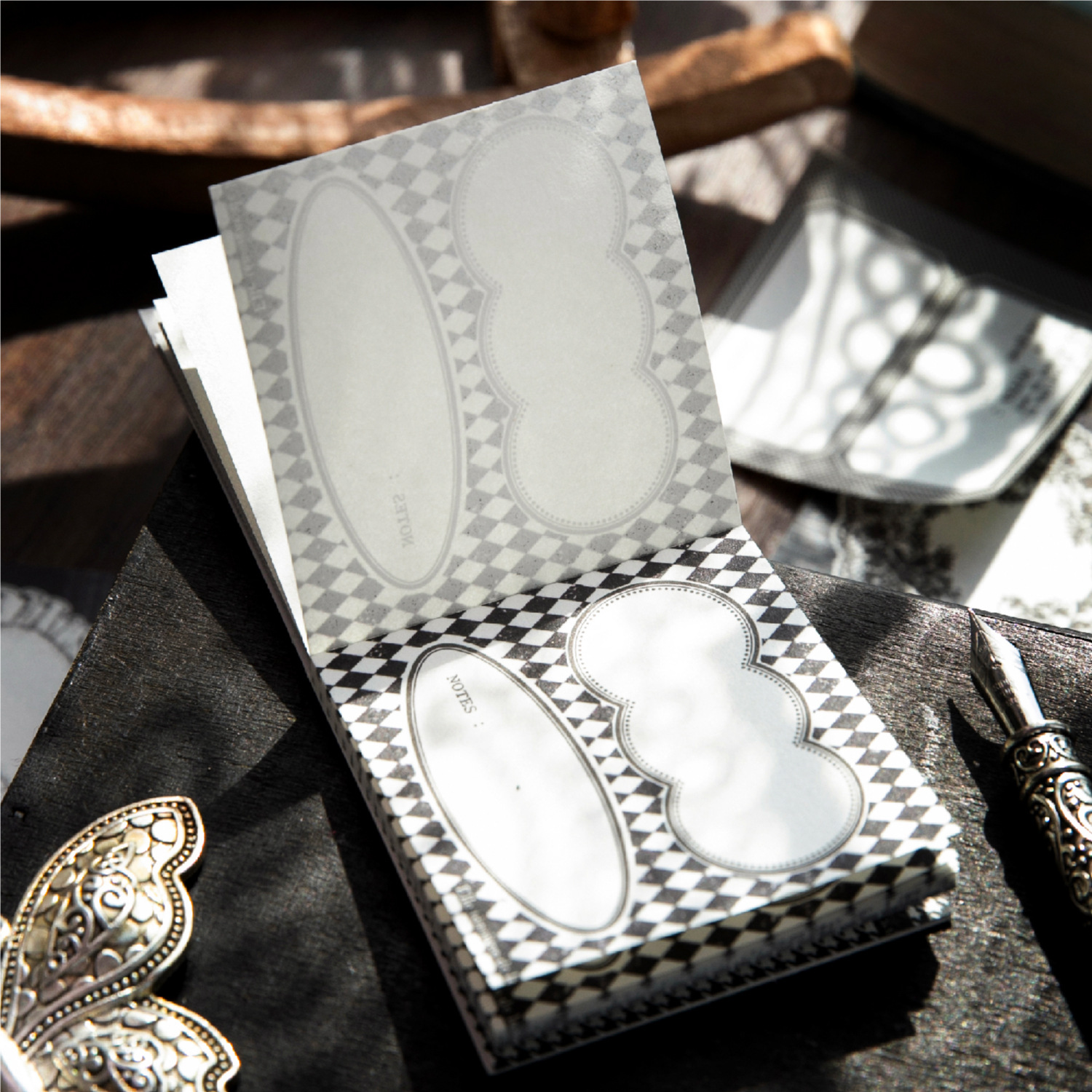 三两茶饭事系列便签本50张入 复古边框手账拼贴装饰素材打底背景