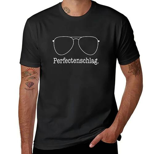 Dwight Schrute - Perfectenschlag T-Shirt sports fans anime h