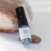 慵懒周末白床单爵士酒廊微醺后悟叶秋声香水小样壁炉火光航行物语