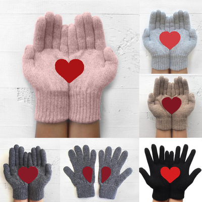Outdoor warm and cold heart-shaped printed finger gloves