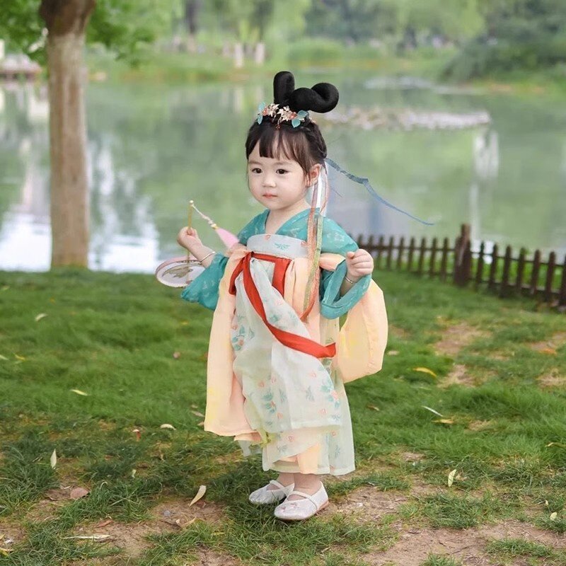2026新款薄款汉服儿童女小童襦裙超萌婴儿古装宝宝正版一整套