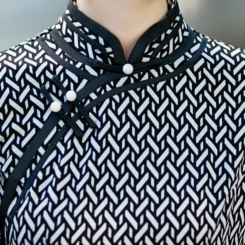 2026新款女旗袍秋冬装长袖保暖连衣裙中年妈妈年轻洋气日常礼