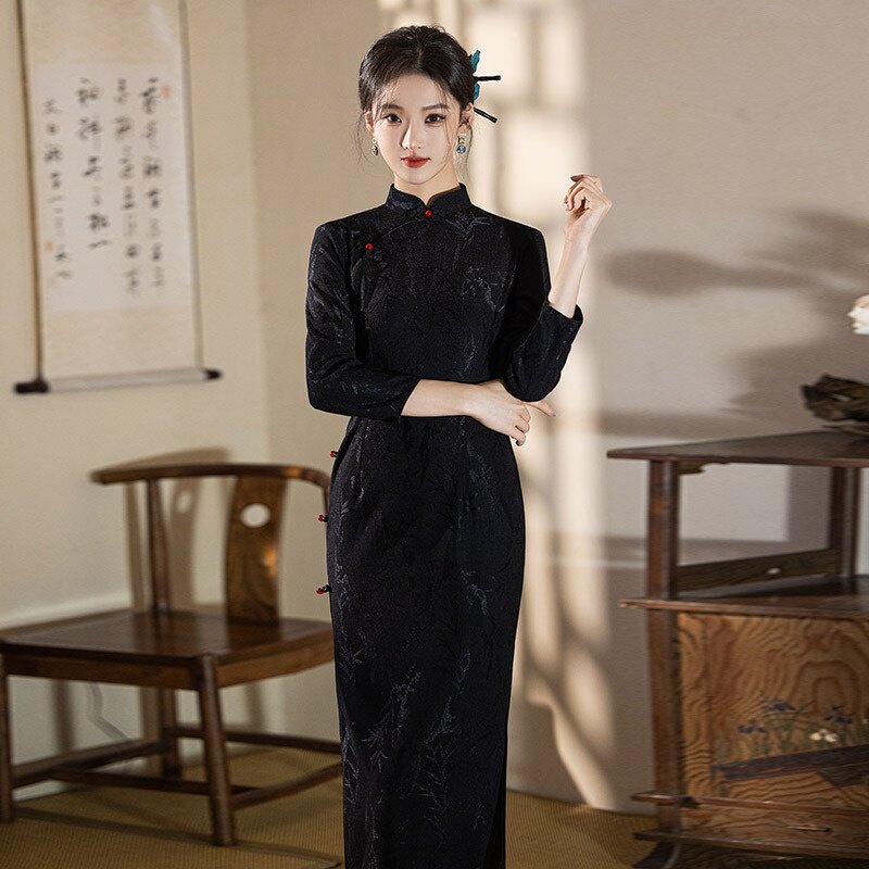 2026新款黑色国风新中式长袖旗袍改良年轻款女感复古修身
