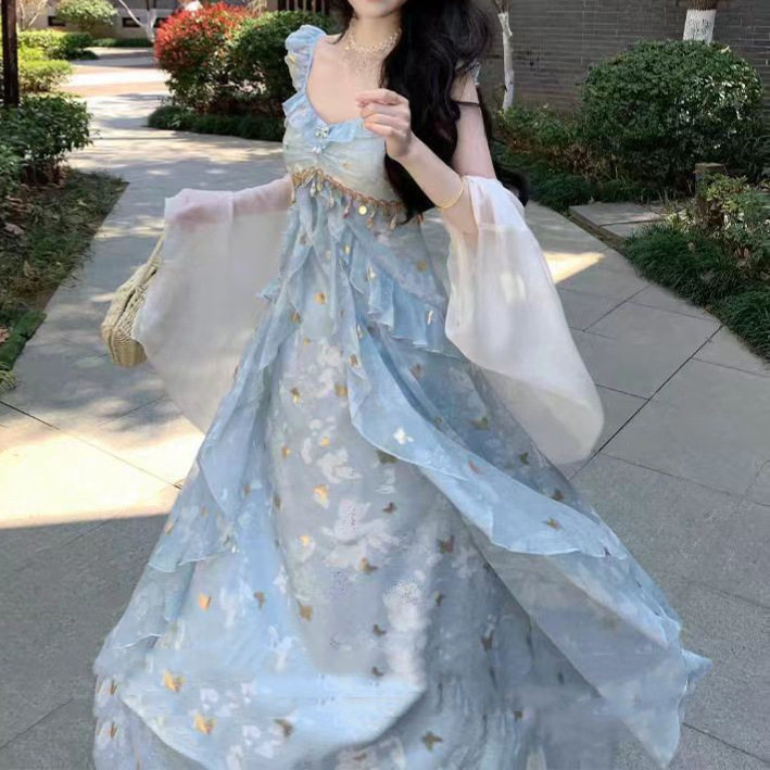 2026新款高级感仙女不规则荷叶边绝美吊带连衣裙子绝美海边度假长