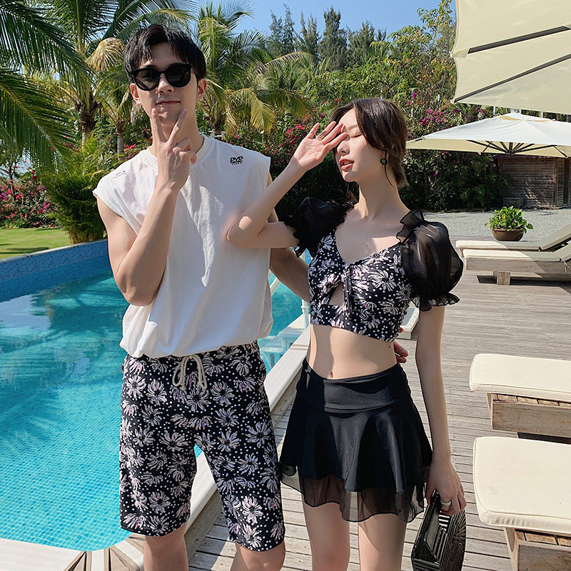 2026新款情侣泳装高腰遮肚网纱拼接复古印花分体裙式泳衣女+沙滩