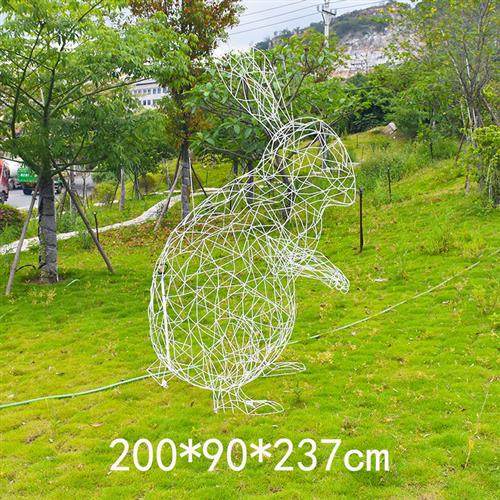 草坪户外镂空梅花鹿雕塑金属发光动物园林景观小品铁艺不锈钢摆件