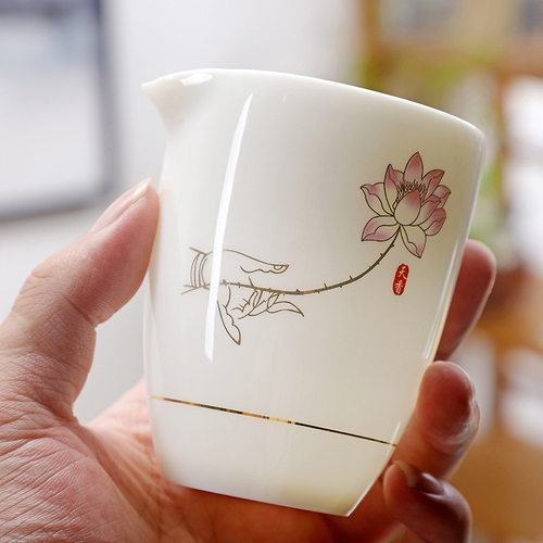 白瓷公道杯单个羊脂玉功夫茶具茶道配件分茶器陶瓷分配器公平均杯