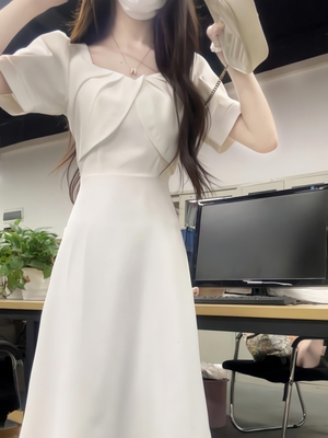 茶歇法式温柔风白月光连衣裙初恋清纯奶甜绝美收腰气质仙女长裙子