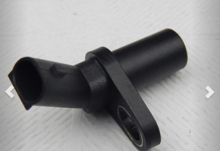 适用于长城精灵Cross 09-10款 1.3L曲轴位置传感器原厂全新包邮