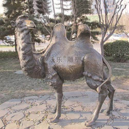 铸铜骆驼动物雕塑西域古代丝绸之路沙漠商队群雕广场景区景观雕塑
