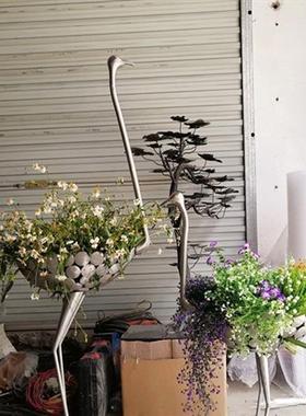 定制不锈钢鸵鸟雕塑艺术品店铺橱窗花艺装饰商场会所美陈落地摆件