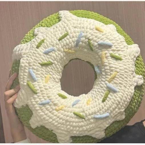 甜甜圈抱枕钩织钩针diy材
