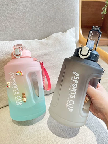 Вместительный и большой спортивный чайник со стаканом для спортзала, портативный летний стакан