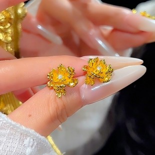 18k黄金色镶钻牡丹花耳钉女轻奢高级感小众富贵花仿真三金耳饰