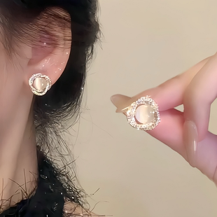 「私藏月亮湖」绝美猫眼石925银耳环女高级感无耳洞蚊香盘耳夹