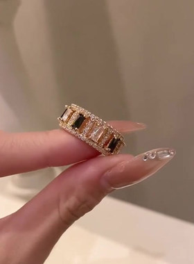 爆闪！重工镀18k金茶棕排钻宽口