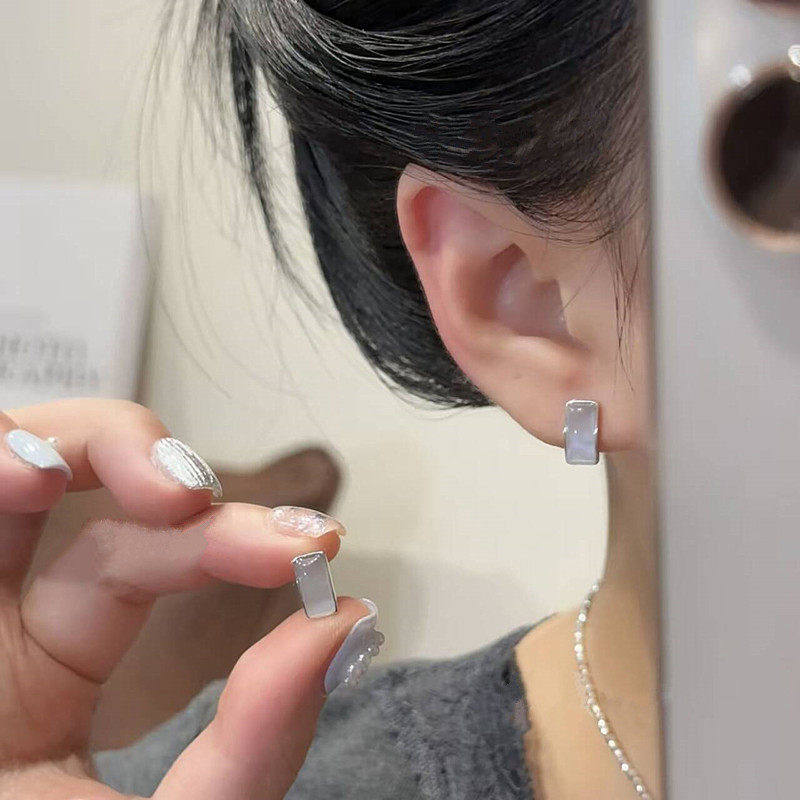 s925银针银色猫眼石方块耳扣轻奢小众高级感时尚气质简约百搭耳环