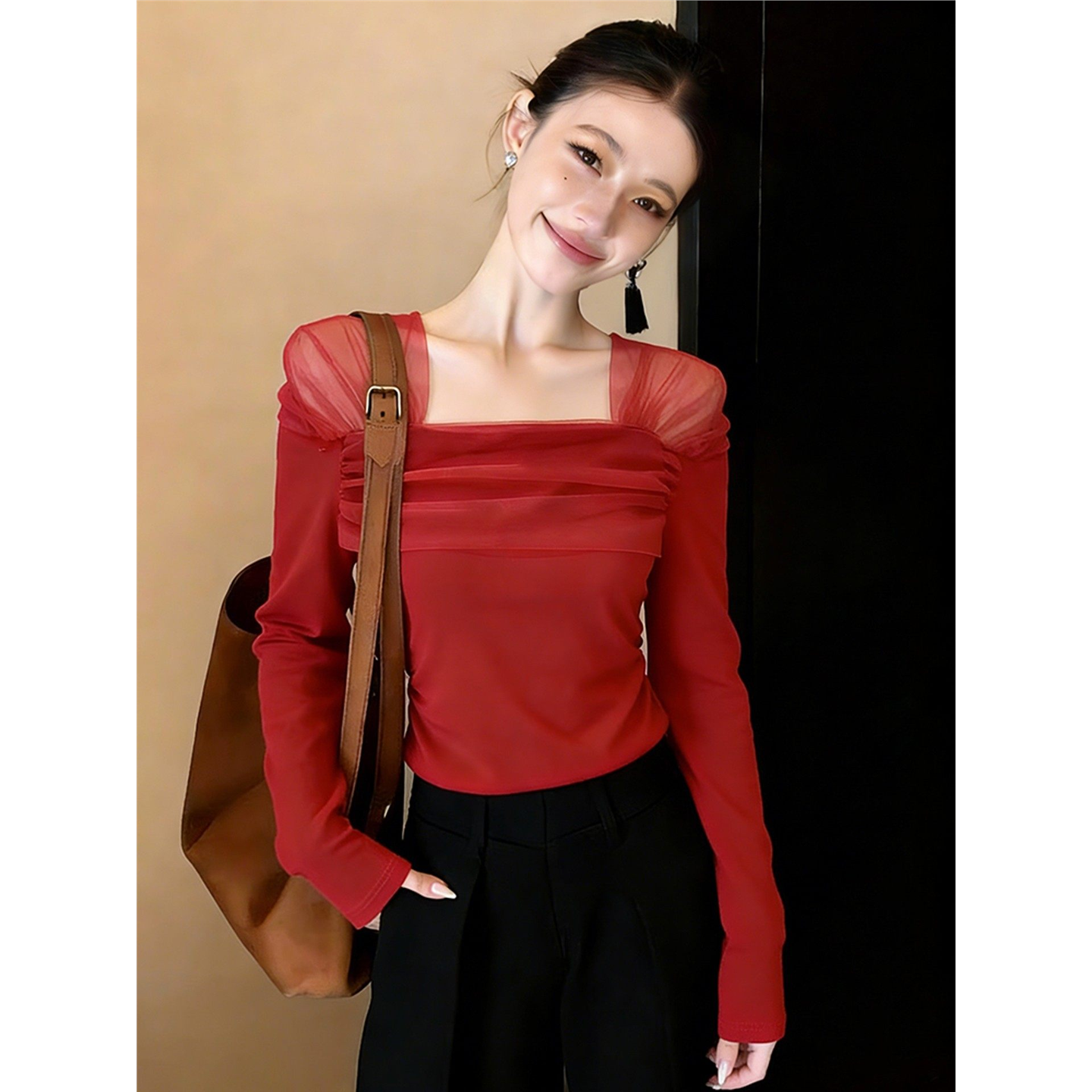 法式独特红色网纱拼接打底衫女内搭秋冬季设计感方领长袖t恤上衣,女装/女士精品,蕾丝衫/雪纺衫,淘宝优惠券,粉丝福利购,淘宝优惠卷