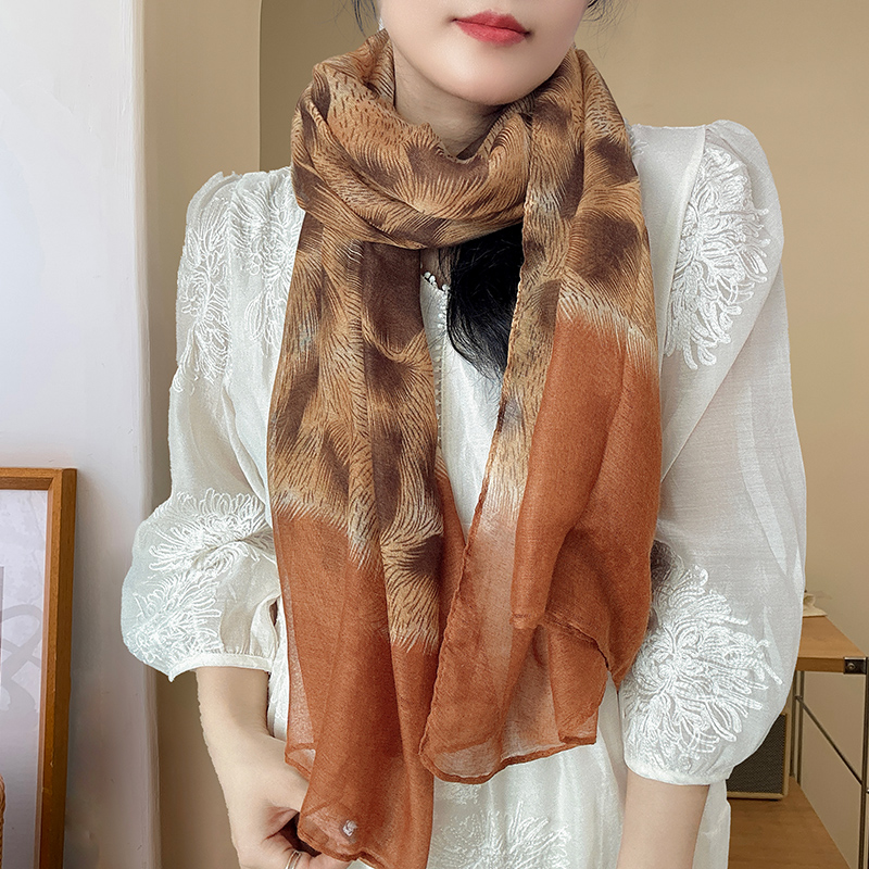 唯莎伦四季女时尚丝巾围巾