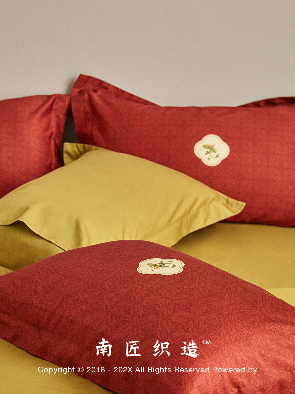 RED WEDDING FOUR-PIECE SET OF BEDDING WEDDING WEDDING WEDDING WEDDING WEDDING QUILT BED LINEN COTTON CHINESE WEDDING ROOM DECORATION