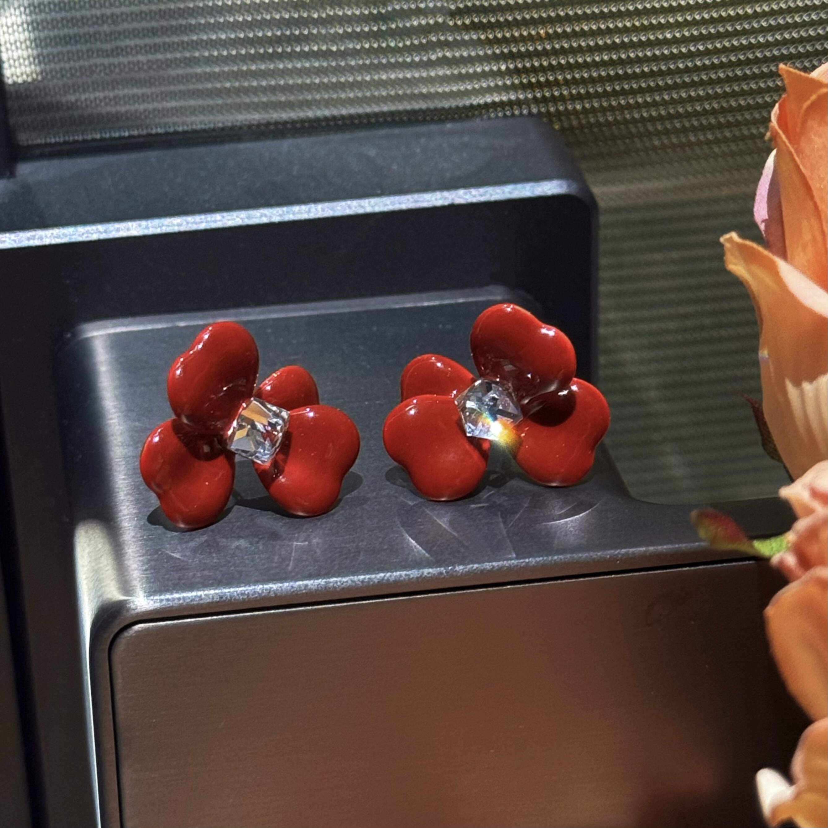 杨杨babytime巨显白！红色四叶草方钻花朵耳钉本命新年红耳饰银针,饰品/流行首饰/时尚饰品新,耳钉,淘宝优惠券,粉丝福利购,淘宝优惠卷