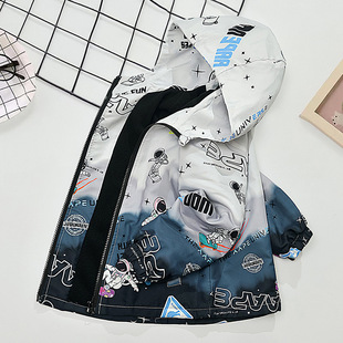 男童秋季一体绒外套加绒2025新款中大童上衣春风衣薄绒冲锋衣潮