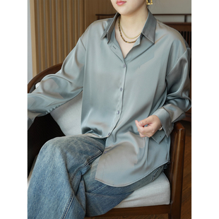 宽松版 女 高级灰重磅珠光缎面通勤职场百搭抗皱垂感仿醋酸春秋衬衫