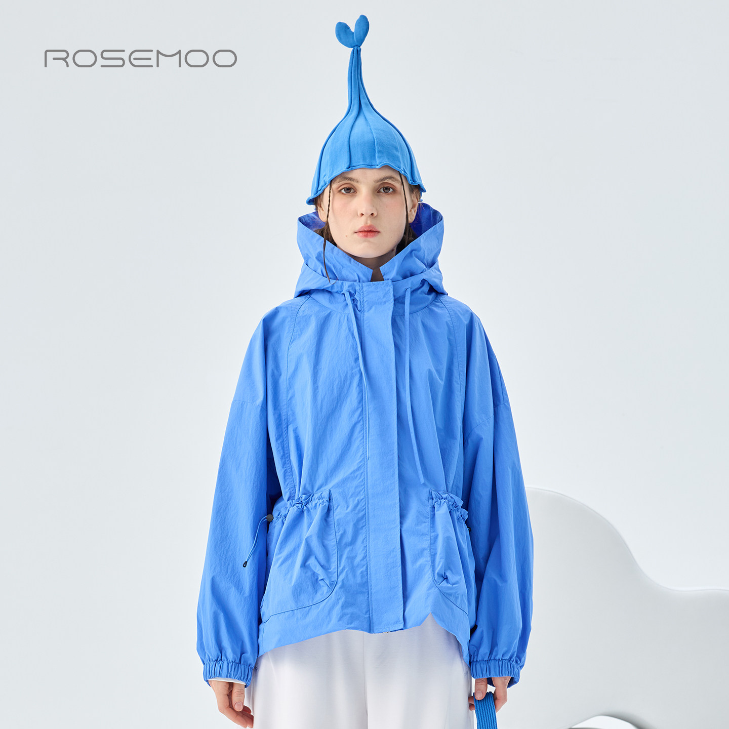 容子木ROSEMOO26秋商场同款轻量防风衣面料连帽外套RWM3WP305C