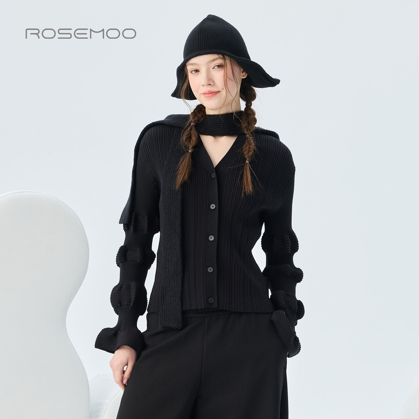 容子木ROSEMOO2026冬【商场同款】肌理感斜角开衫外套RWM4NP156A