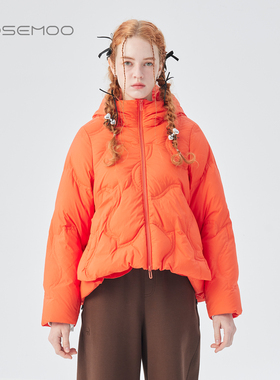 容子木ROSEMOO25冬商场同款轻暖弧形压线连帽羽绒服RSS4YP410D