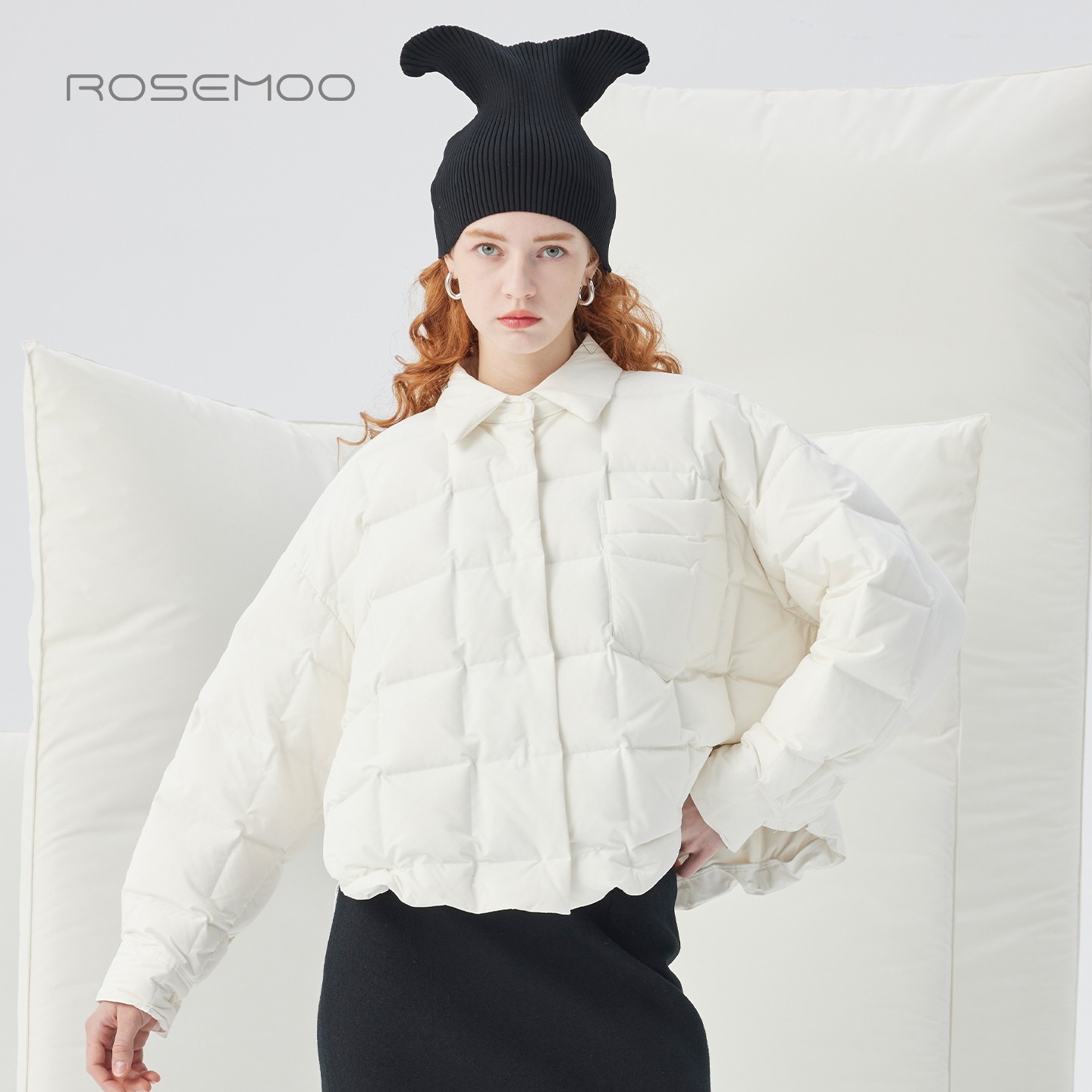 容子木ROSEMOO25冬【商场同款】小方格轻盈短款羽绒服RSS4YP104A