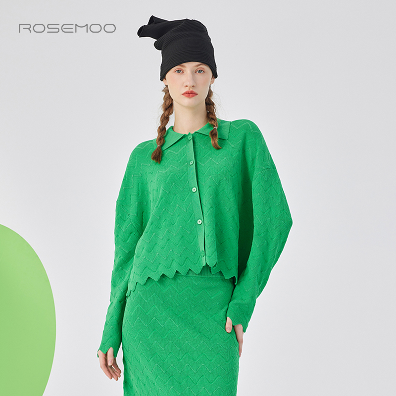 容子木ROSEMOO25春【商场同款】干爽微凉肌理系扣开衫RSS1NP324C
