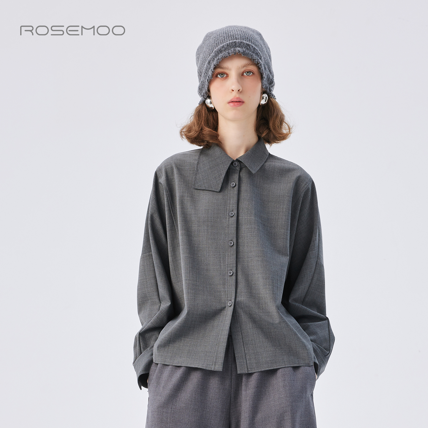 容子木ROSEMOO25年秋季新款微弹垂顺不规则领短款衬衫RSS3CW217B