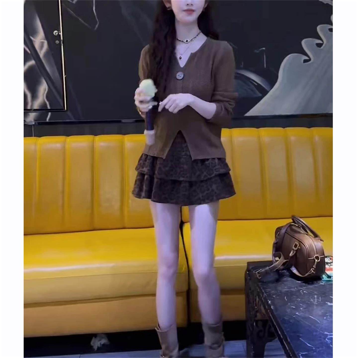 JOYIASS秋季女款套装法式复古V领针织衫小个子甜辣复古豹纹半身裙