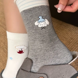 袜子 卡通袜子女春秋中筒袜棉袜小狗无骨卷边可爱少女长筒袜春秋款
