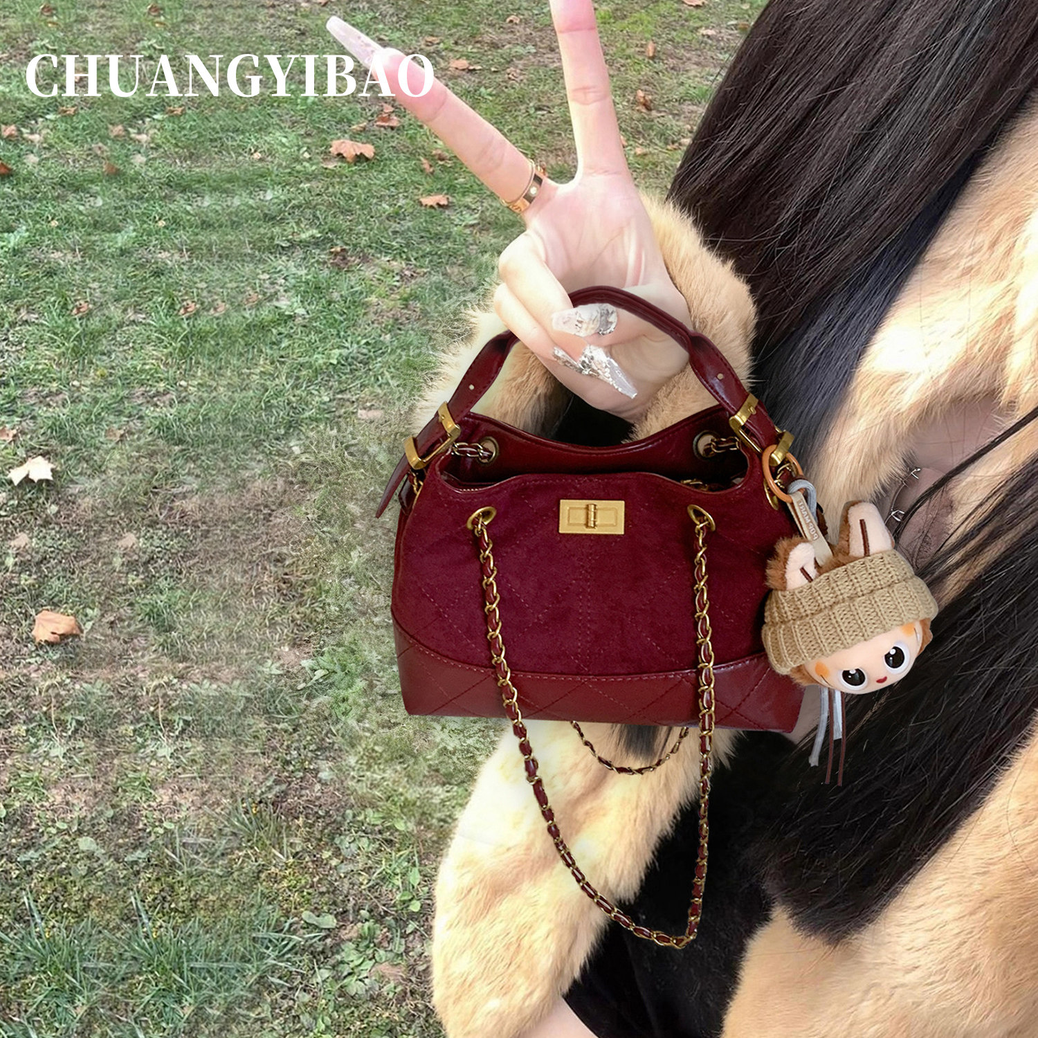 红色小香风水桶包包女式2026新款轻奢小众高级感小个子链条斜挎包,箱包皮具/热销女包/男包,水桶包,淘宝优惠券,粉丝福利购,淘宝优惠卷