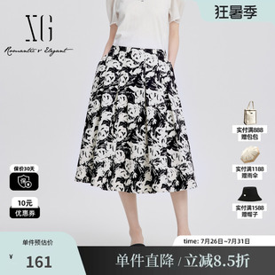 XG雪歌XJ203029B797花版淑女风半身裙时尚夏季新款气质压褶长裙女