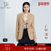 时尚 秋季 新款 XG雪歌XJ307022A463卡其色两粒扣西装 长袖 翻领外套女