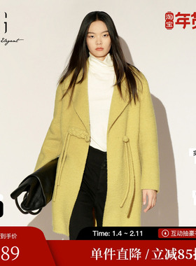 XG/雪歌XK410006A630浅黄色毛呢外套2025冬季新款绵羊毛大衣女装