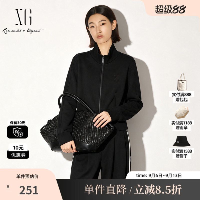 XG/雪歌 XK407763A883深灰色棉感立领拉链短款直筒外套休闲夹克女