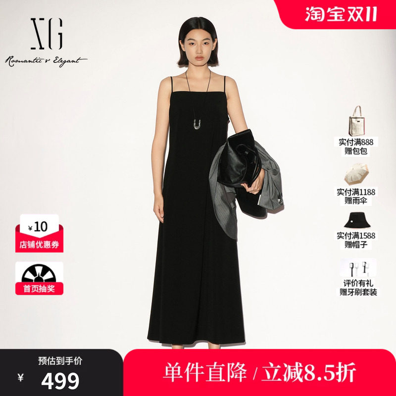 XG/雪歌 XL304015A190黑色吊带连衣裙方领气质高级感直筒长裙女装