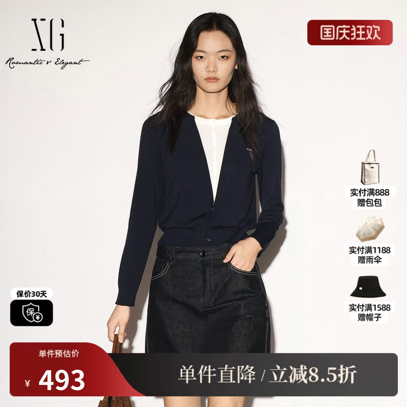 XG/雪歌 XL311005B228藏青白色假两件醋纤棉混纺长袖针织衫通勤女