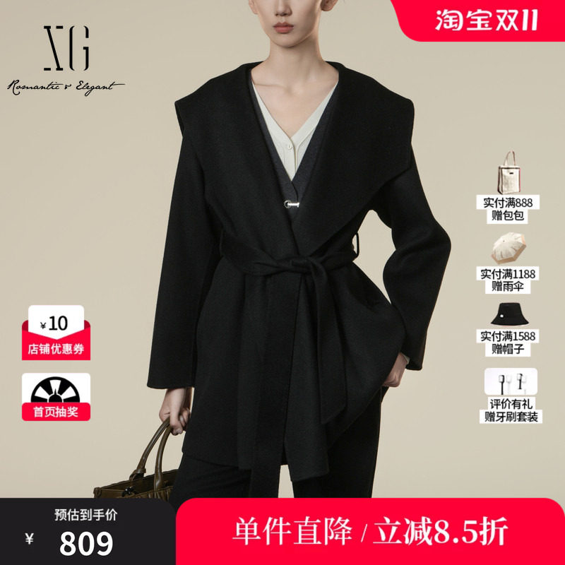 XG/雪歌XK410009A290 系带黑色毛呢外套厚款长袖羊毛混纺大衣女装
