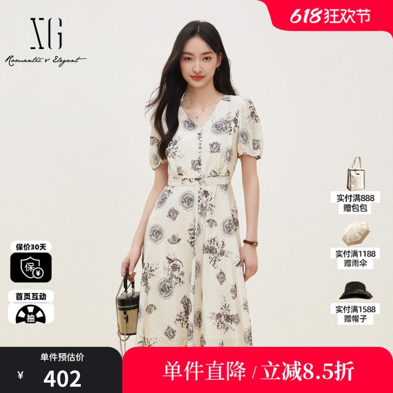 XG/雪歌XK204104B997字母花版V领中长连衣裙收腰配腰带气质裙子女