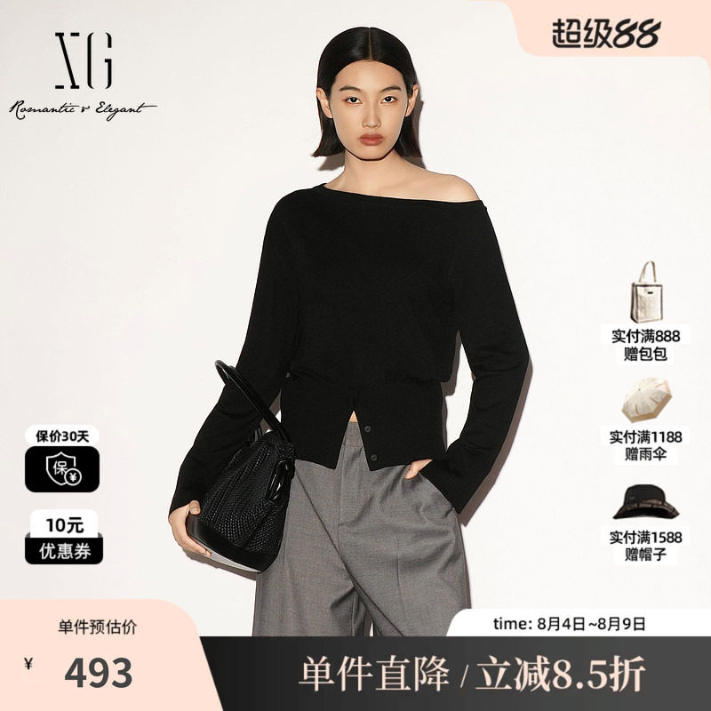 XG/雪歌 XL311001A390黑色斜领收腰开叉长袖针织衫简约慵懒毛衣女
