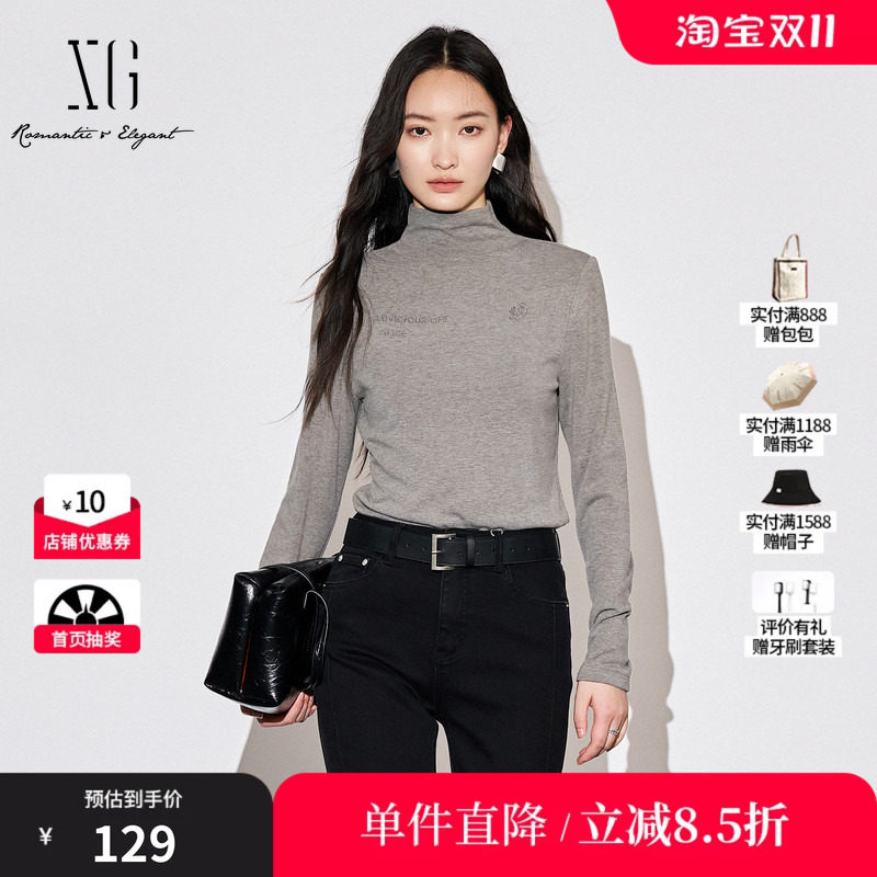 XG/雪歌XL301591A884灰色高领长袖T恤2025秋季新款字母点缀上衣女