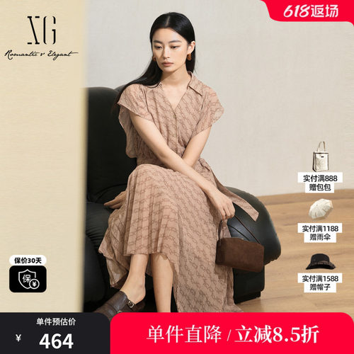 XG雪歌XK204019B797短袖衬衫连衣裙2025夏季新款满版印花百褶裙女