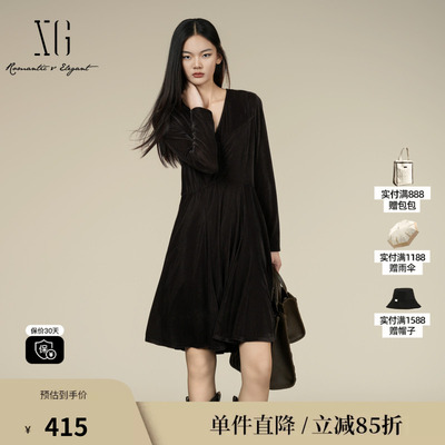 XG/雪歌XK404006A174深棕色褶皱连衣裙2025冬季新款长袖A字裙女装
