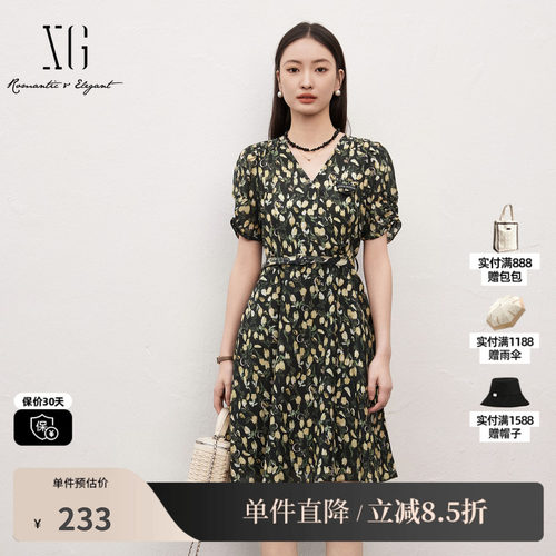 XG/雪歌XJ204028B397棉感软花色连衣裙时尚夏季新款V领A字裙女装