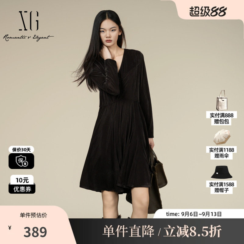 XG/雪歌XK404006A174深棕色褶皱连衣裙2025冬季新款长袖A字裙女装